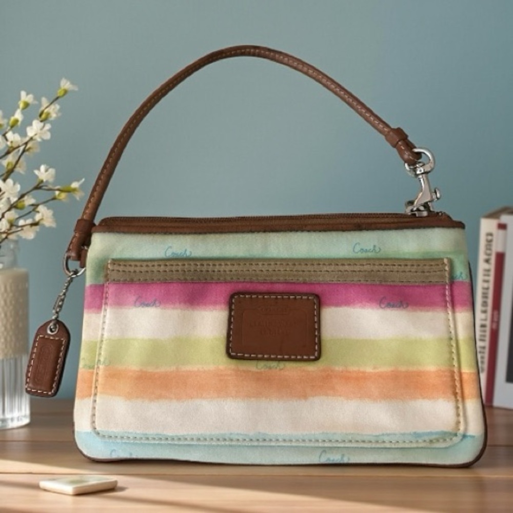Coach Hampton Watercolor Wristlet • Vintage Pastel Resort Pouch • Beach Vacation - Picture 12 of 16